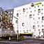B&B HOTEL NANTERRE Rueil-Malmaison