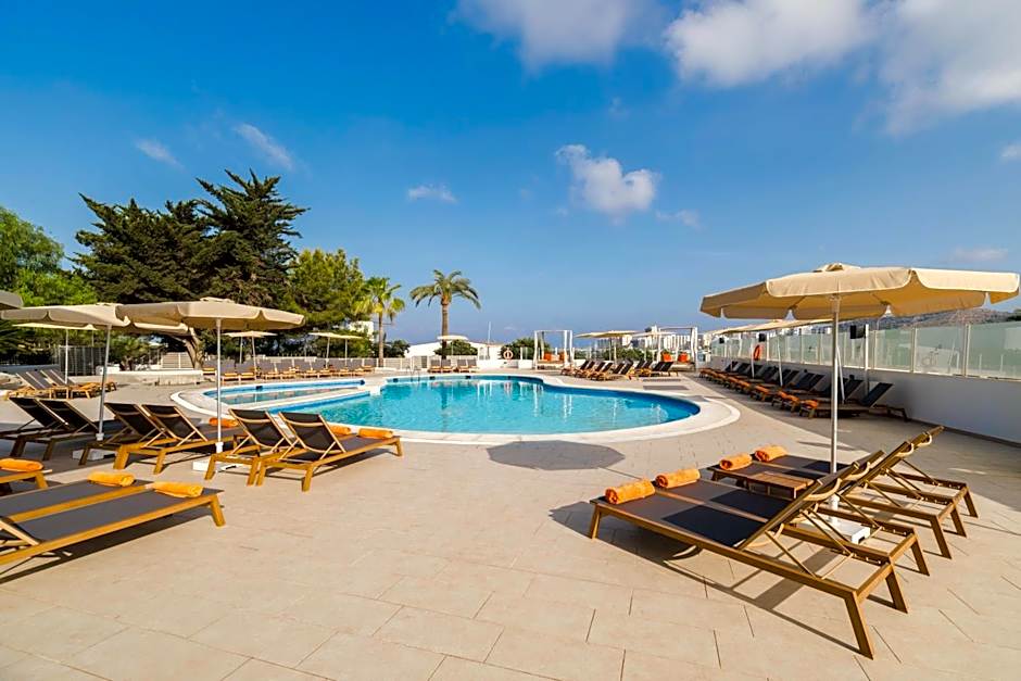 THB Ocean Beach-Adults Only