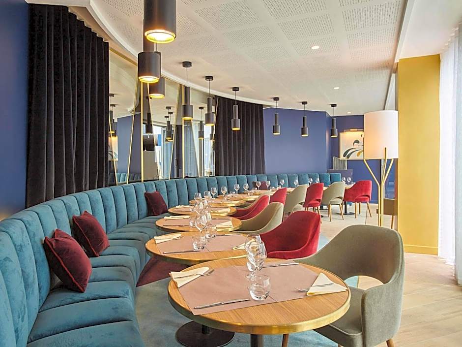 Mercure Paris La Défense Grande Arche Hotel