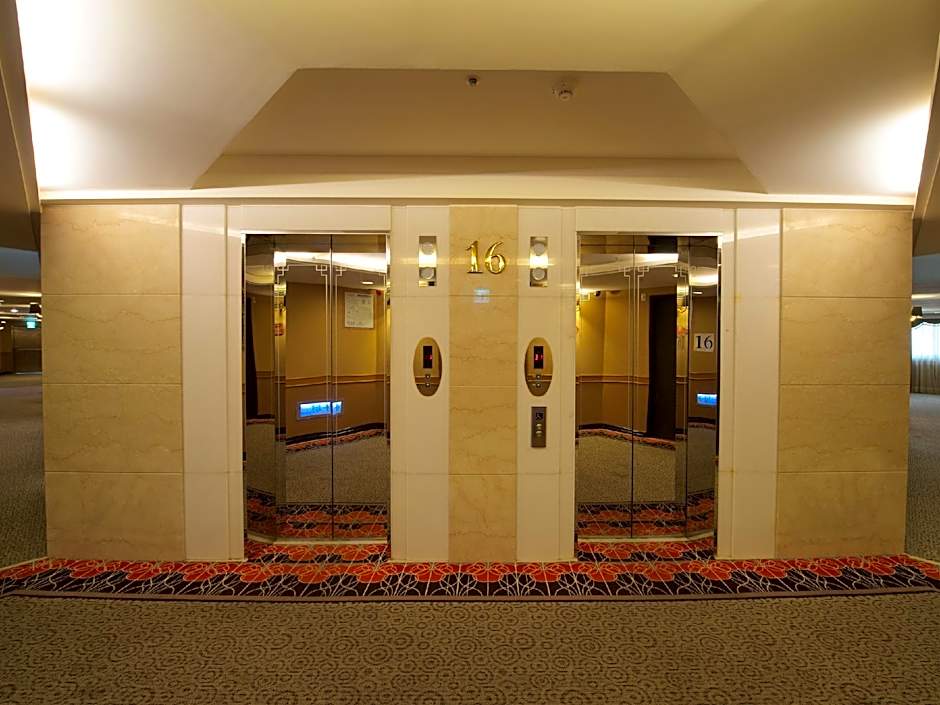 Hotel Regalees