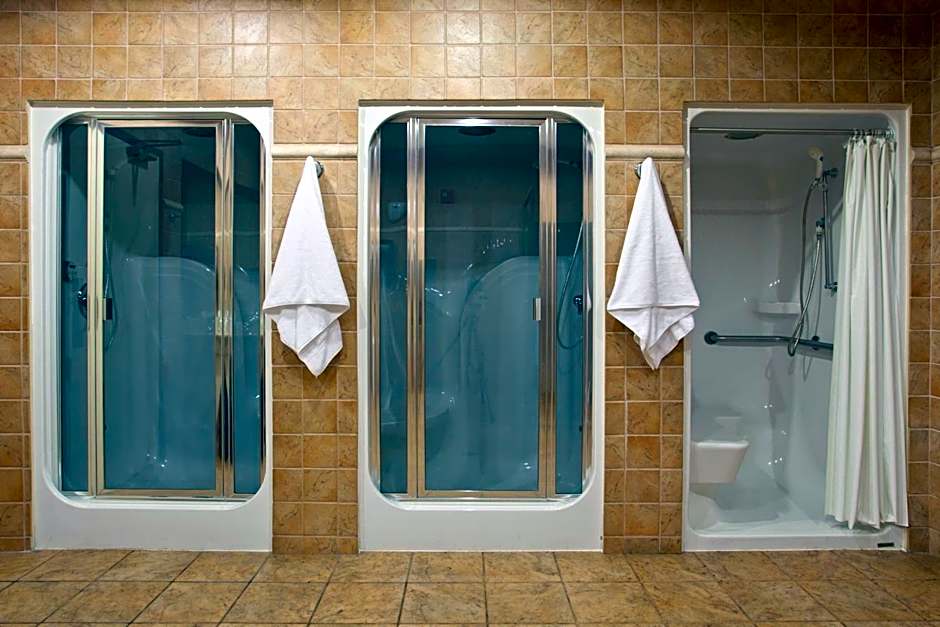 Holiday Inn Express Hotel & Suites - Belleville Area By IHG