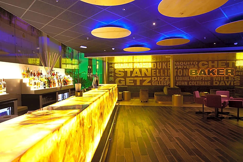 Riviera Beachotel - Adults Recommended