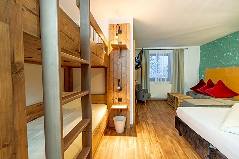 Hotel Krone Tirol