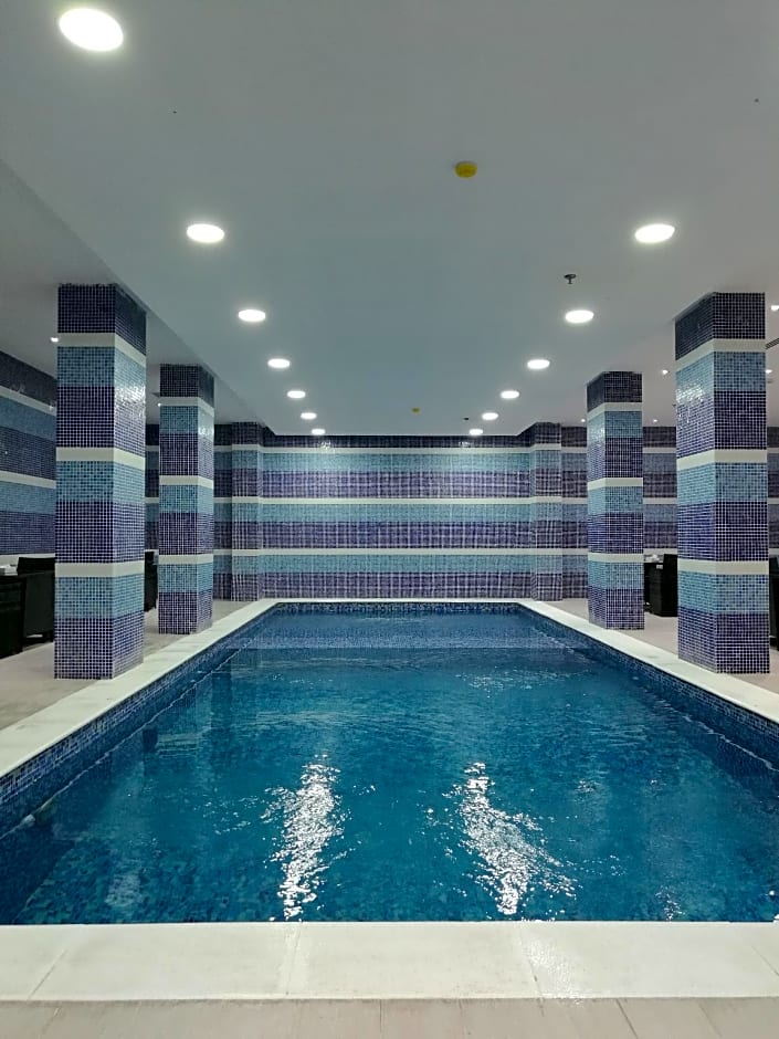 Naviti Warwick Al Khobar