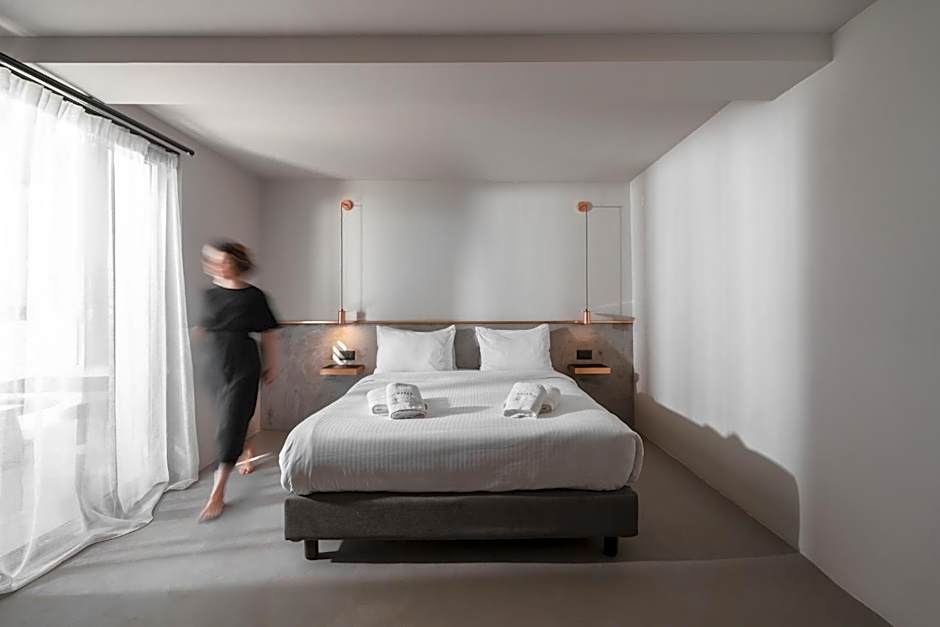 PAREA Blue Zone - Adults Only