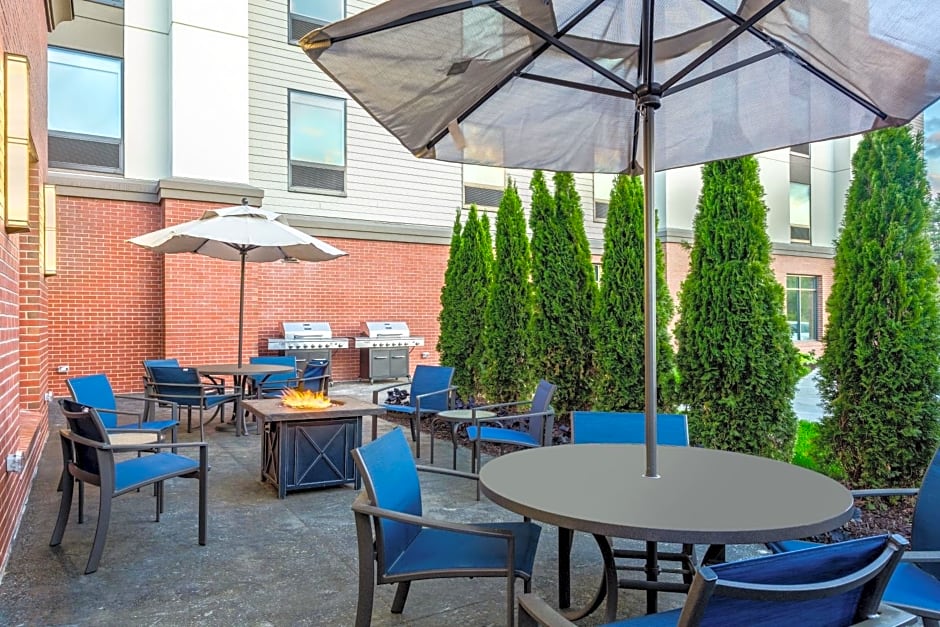 Hampton Inn & Suites Kittery