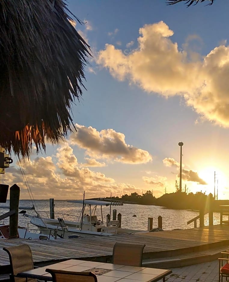 Conch Key Fishing Lodge & Marina