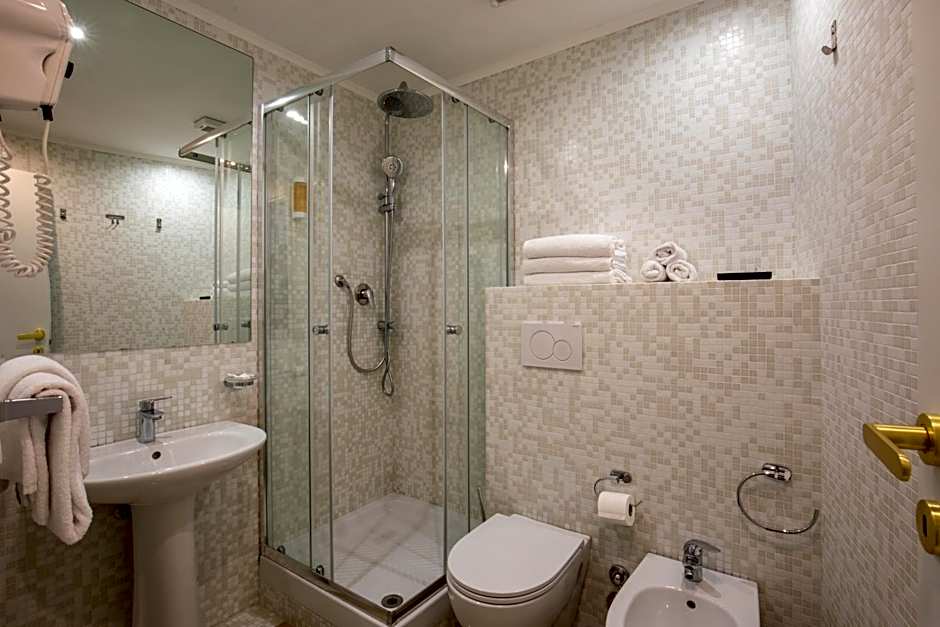 Amalia Suites by Remember Rome