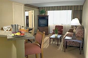 Holiday Inn Hotel & Suites Anaheim By IHG
