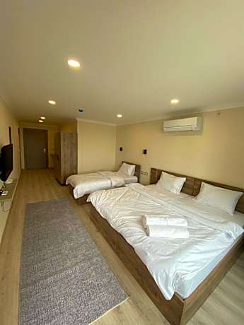 Triple Room with Sea View