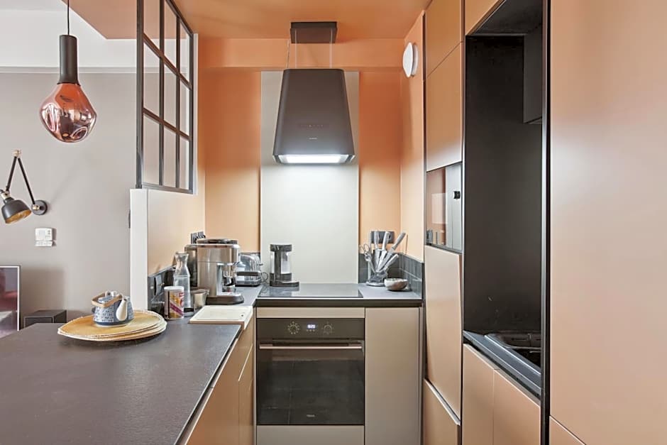 Dans Hôtel Particulier Le Marais Paris By Weekome