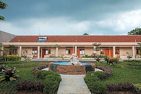 RedDoorz Plus Syariah @ Hotel Indonesia Kajen