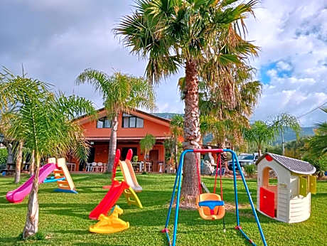 Villa Molinari B&B e Baby Park