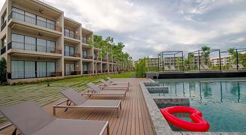 The Gallery Hotel Naiharn