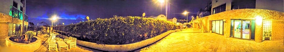 Marom Residence Romema