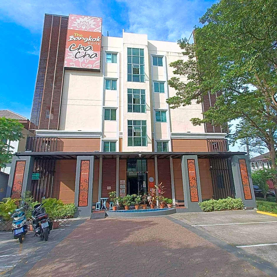 Collection O The Bangkok Cha Cha Suite