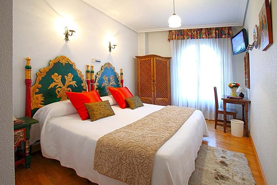 Photo 1 of 23 of 1 Double Bed or 2 Beds