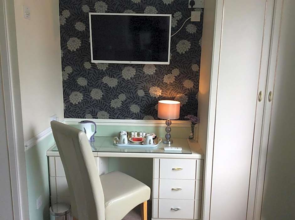 Alma Lodge Guest House