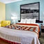 Super 8 by Wyndham Kokomo