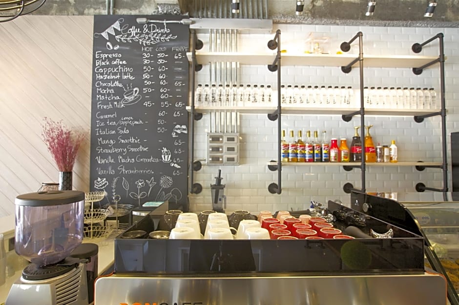 The Plug hotel @ i-Biz Avenue