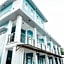 Lee Residences by JAL