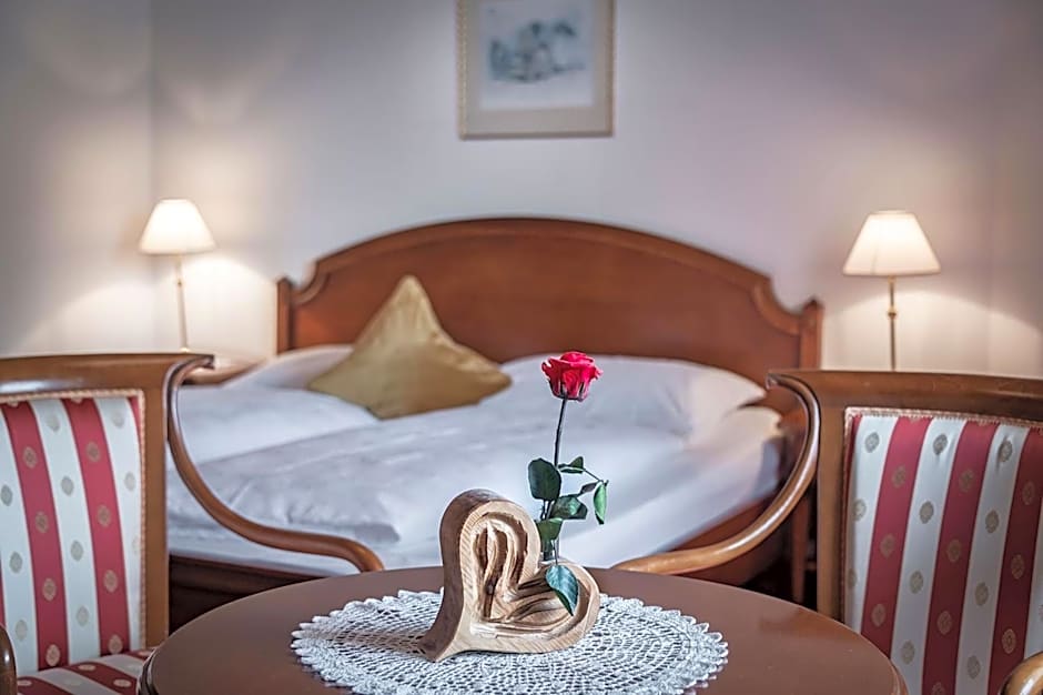 Hotel Weisse Lilie - B&B