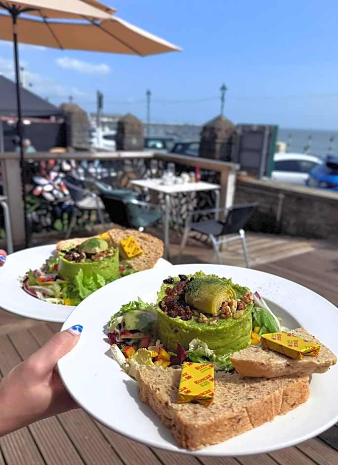 Sids restaurant and bar with rooms