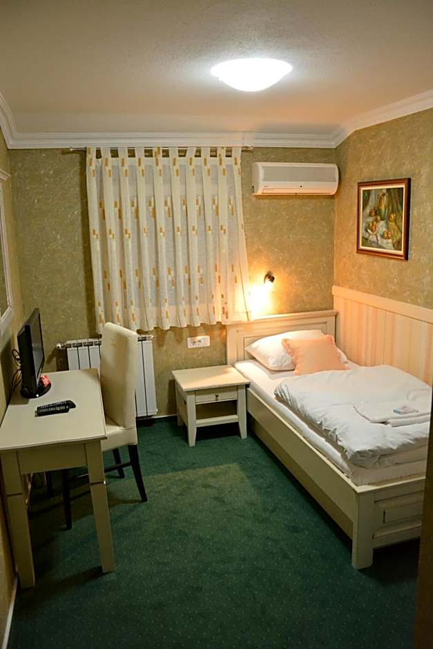 Motel Most