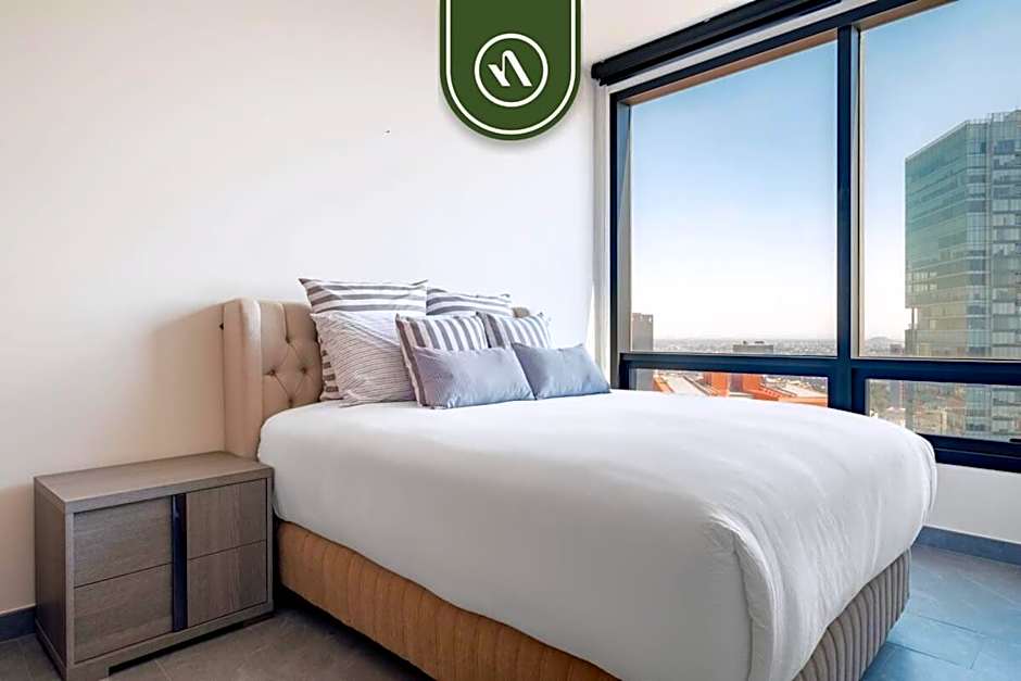Luxury 2 BR Condo in Reforma - Skyline View - Pool