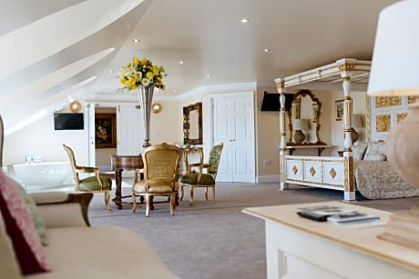 Penthouse Apartment