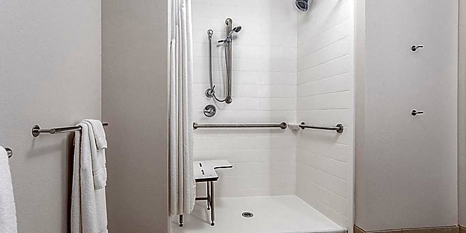 Holiday Inn Express And Suites Brighton By IHG