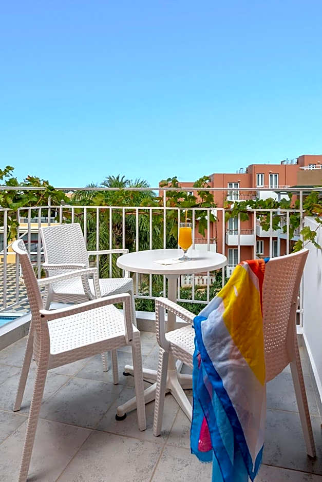 Bellos Hotel Apartments