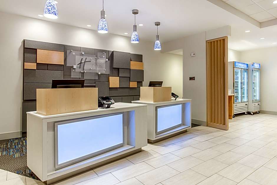 Holiday Inn Express And Suites Ottawa By IHG