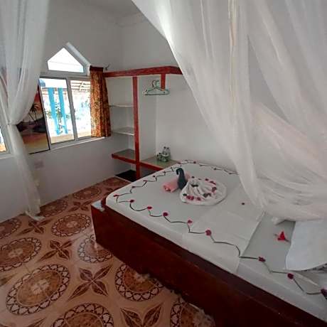 Double Room with Private External Bathroom