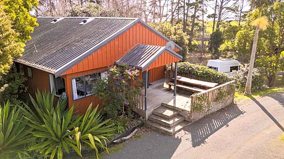 Ahipara TOP 10 Holiday Park