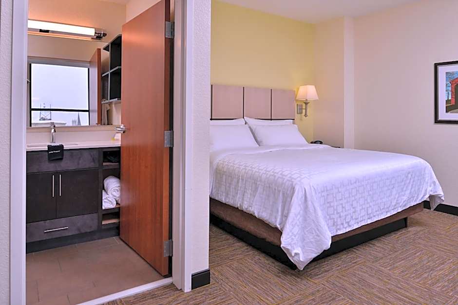 Candlewood Suites Terre Haute By IHG