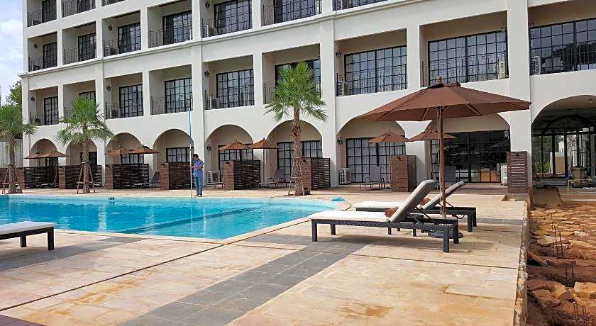 Le Monte Khao Yai Hotel