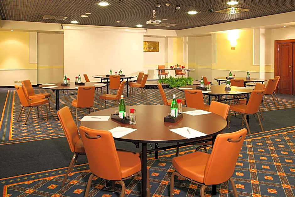 Starhotels Business Palace