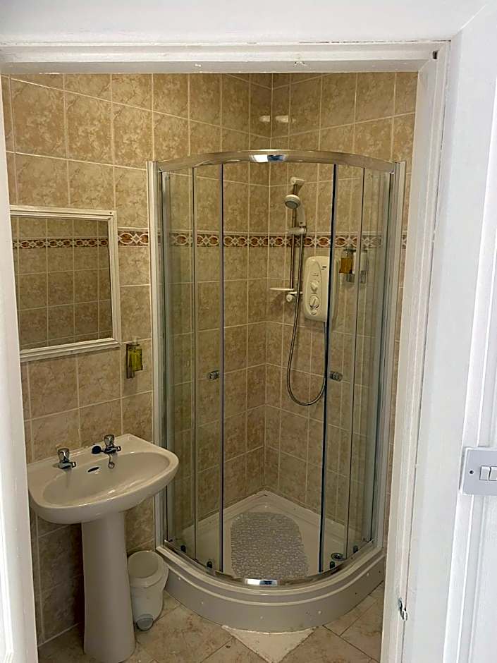 Queensberry arms hotel