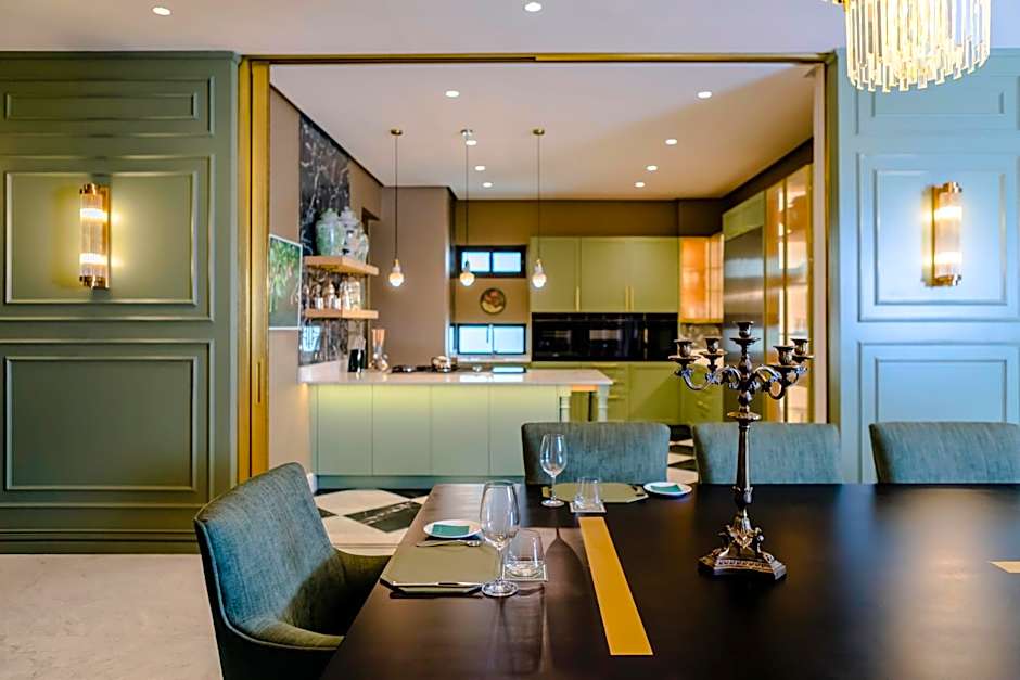 Steyn City Hotel by Saxon