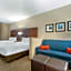 Comfort Suites Cedar Falls