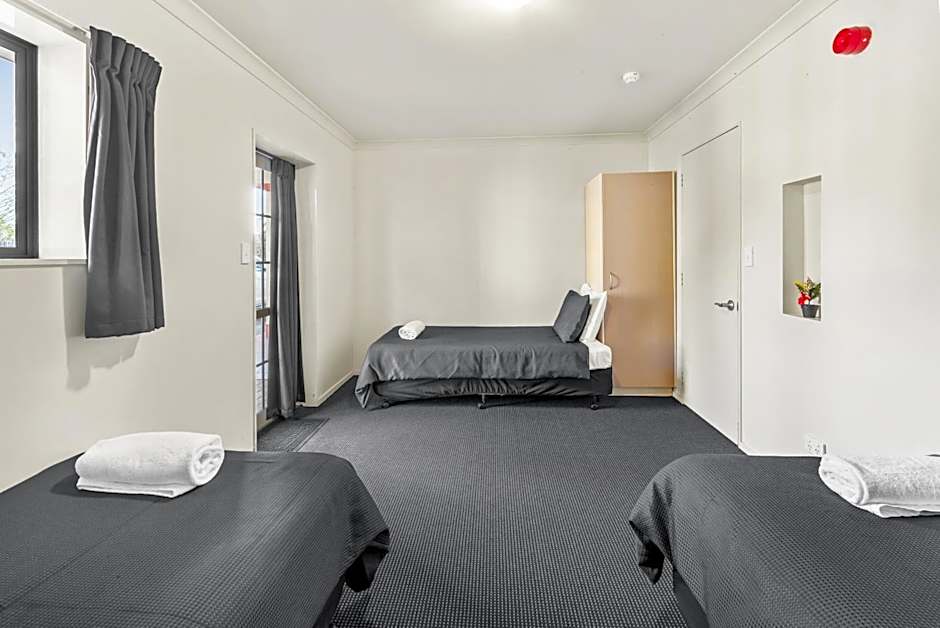 New Castle Motor Lodge