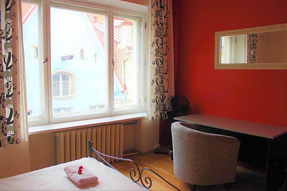 Viru Backpackers Hostel