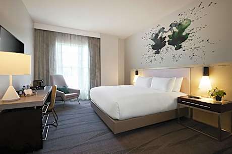 King Room with Claw Foot Tub