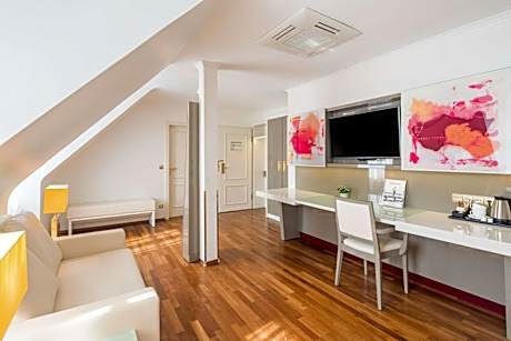 Junior Suite with Double Bed