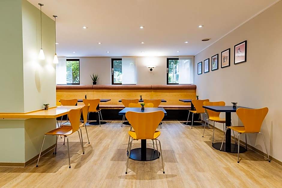 Garner Hotel Cologne East By IHG