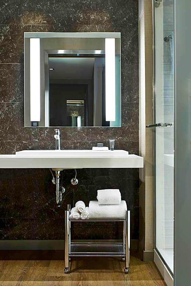 AC Hotel by Marriott Seattle Bellevue/Downtown