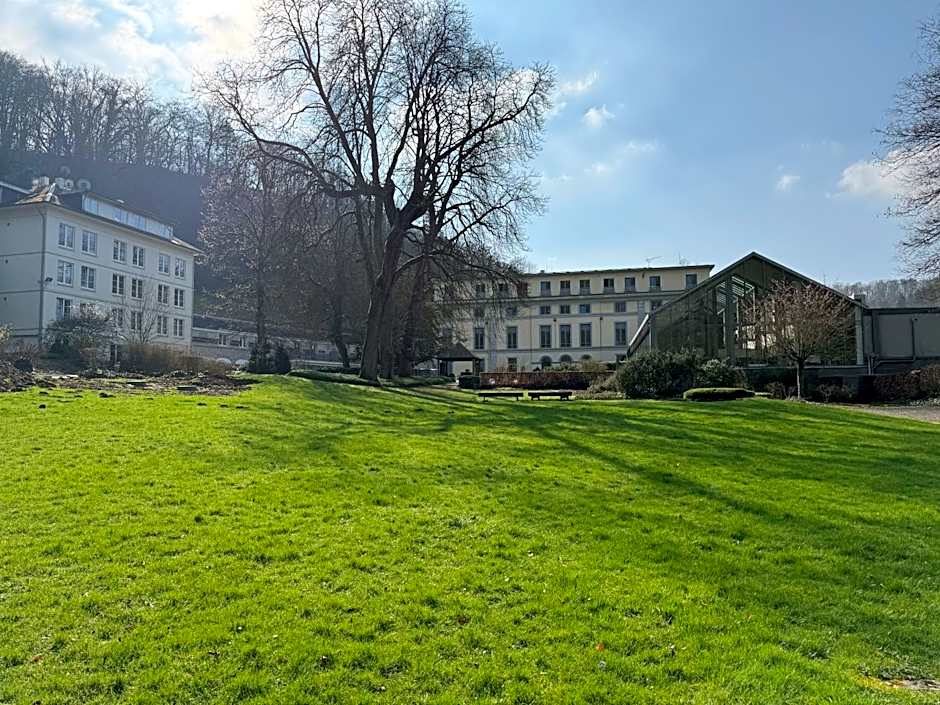 Castel de Pont-a-Lesse