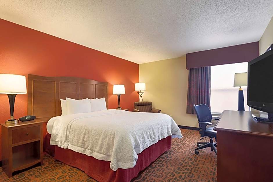 Hampton Inn By Hilton Shawnee