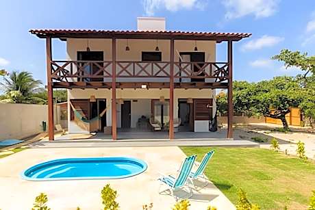 Casa com piscina na tranquilidade de Barra Grande